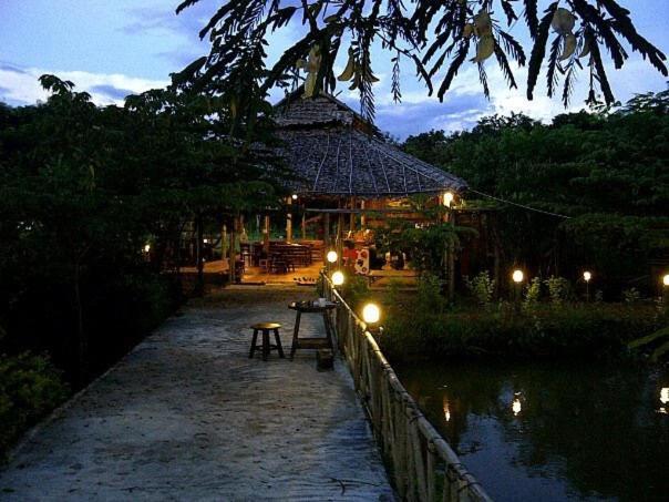 Paipunthong Resort Luaran gambar