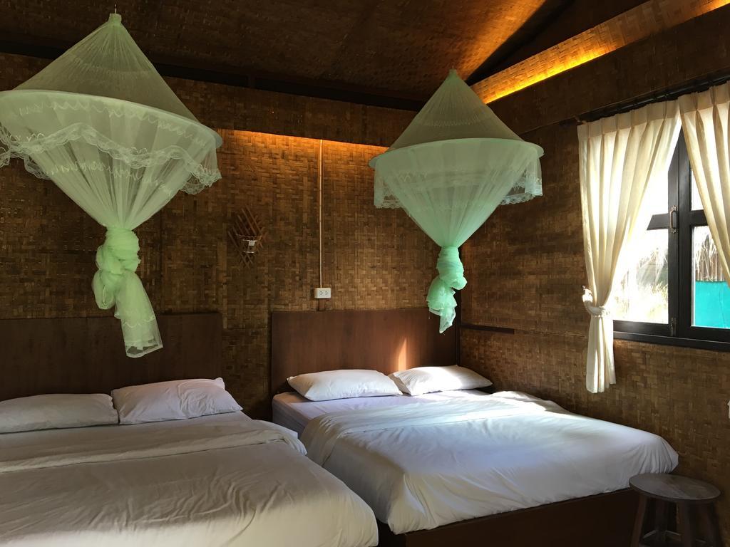 Paipunthong Resort Luaran gambar