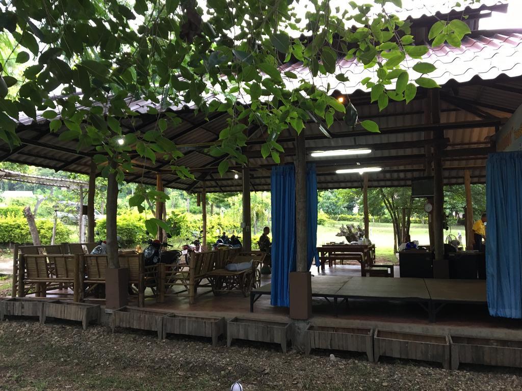 Paipunthong Resort Luaran gambar