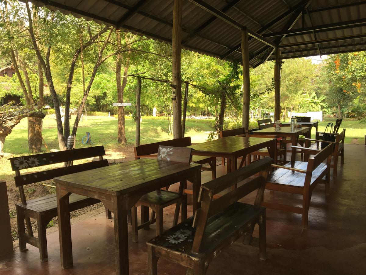 Paipunthong Resort Luaran gambar