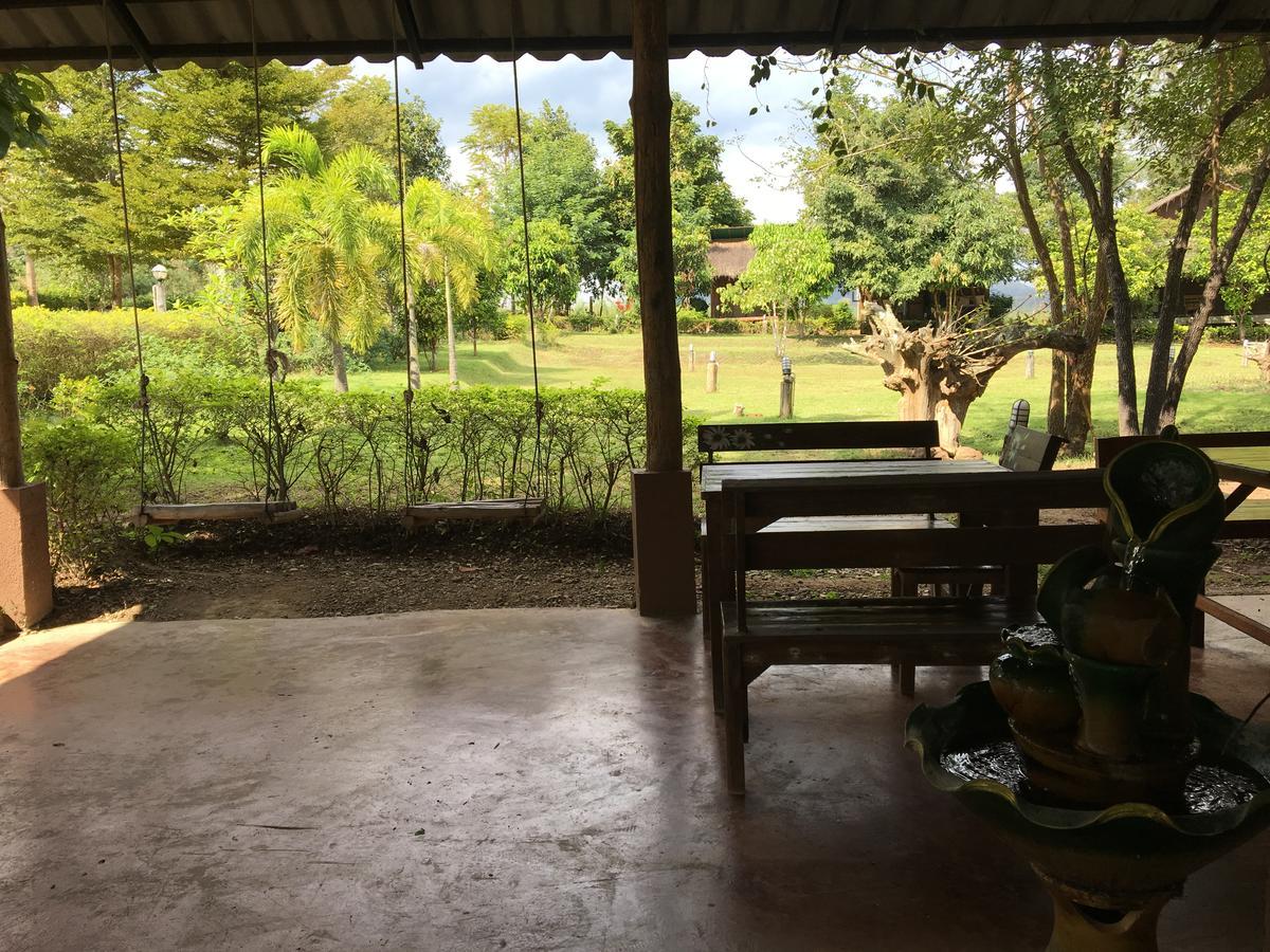 Paipunthong Resort Luaran gambar