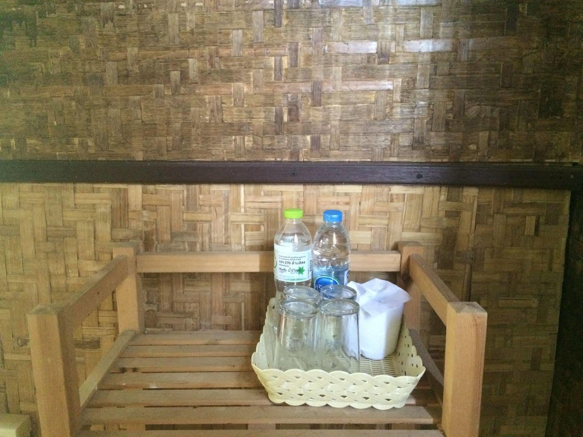Paipunthong Resort Luaran gambar
